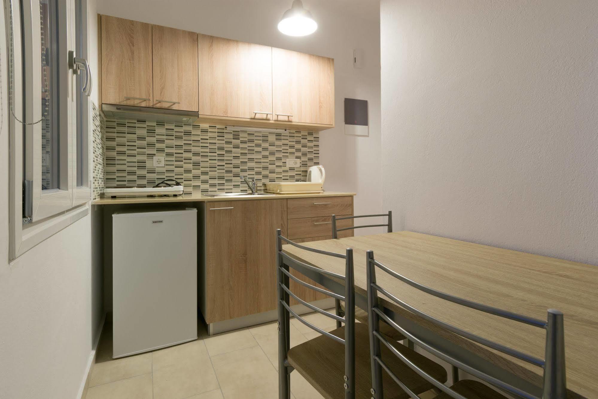 Socrates Apartmens & Restaurant Milatos Exteriör bild